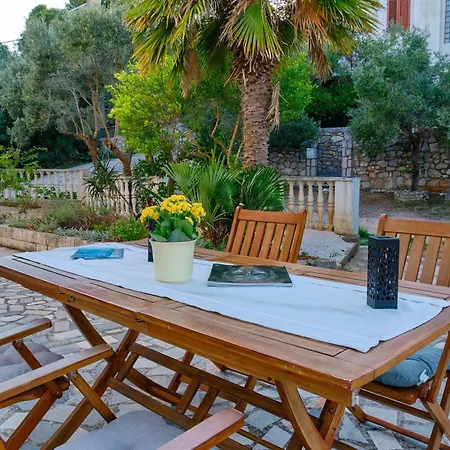 Pepermint - Health On The Island Of Vitality *